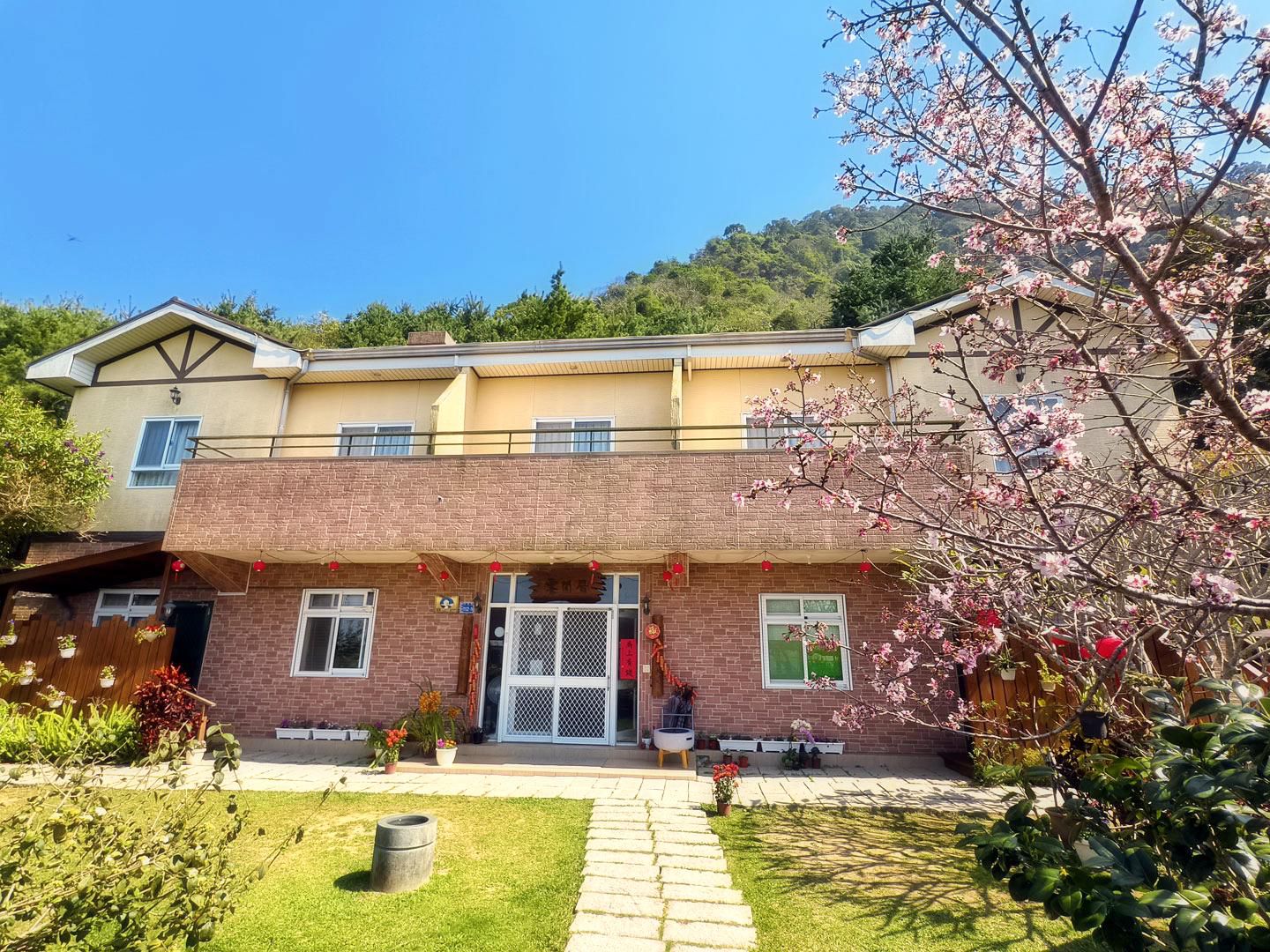 雲閒居景觀民宿 台中新社包棟輪播大圖第2張